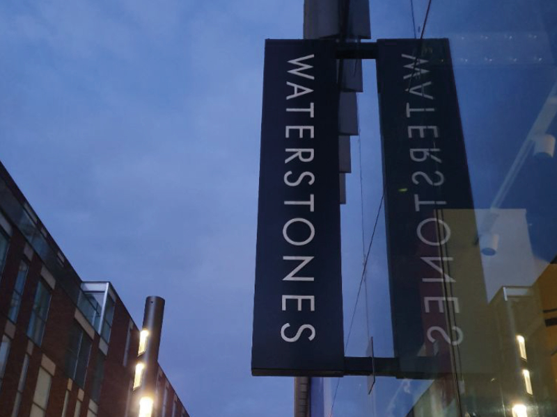 CYGNIA-WEB-CASE-STUDY-WATERSTONES2